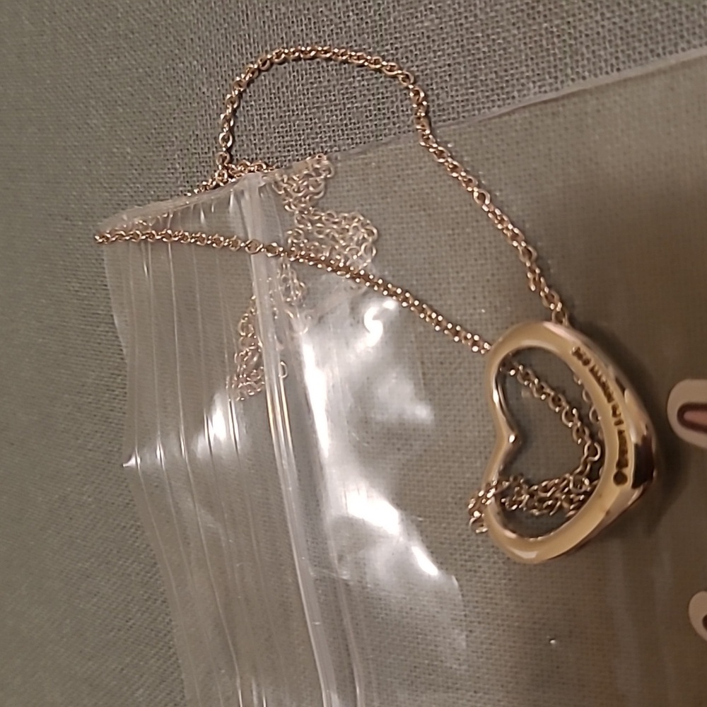 Live Show Item Tiffany Heart Necklace